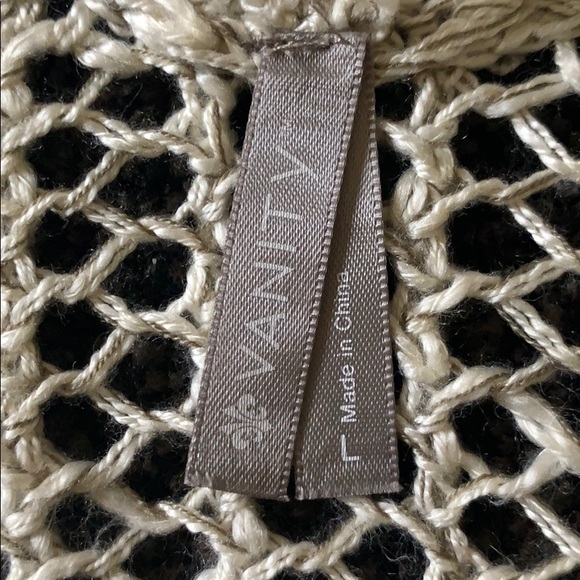 Sweater - Picture 4 of 4